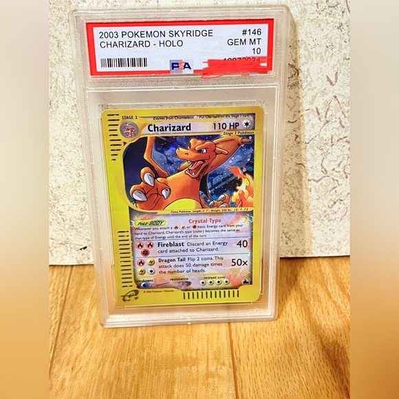 Crystal Charizard Slab - Picture 2 of 3